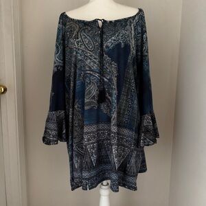 Catherine’s Bohemian Blue and Gray Paisley Tunic, size 3X